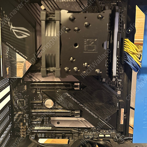 Asus x570-e, AMD Ryzen 7 3800X, 32gb RAM, 750W PSU, Cooler