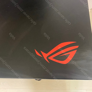 제닉스 X ROG 게이밍책상 1500 팝니다.