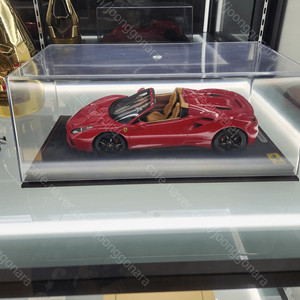 페라리 488 스파이더 BBR 1/18 288개 한정판 팝니다. Ferrari 488 Spider bbr 1:18