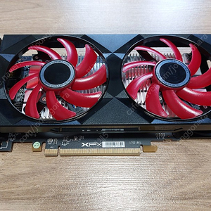 라데온 RX550 그래픽카드 팝니다.