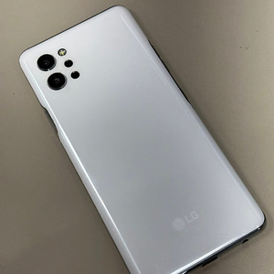 LG Q92 화이트색상 128기가 무잔상 미세파손 6만에 판매합니다