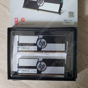 HP V10 DDR4-3200 CL14 RGB 32GB (16x2) 패키지 (삼성 비다이) 팝니다