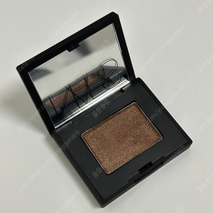 나스 Nars 갈라파고스 아이섀도우 삼각존