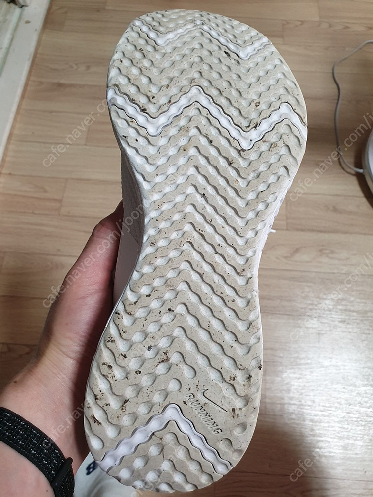 나이키 운동화 265 (표기) 275--3