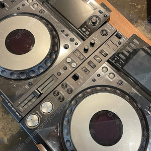 CDJ2000 NXS 2대 팝니다.