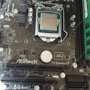 애즈락 b85m pro4 보드고장+g3260+dd3 4g