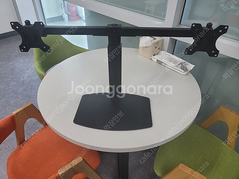 카멜 듀얼 모니터 스탠드 MSH-27D 판매 합니다.--1