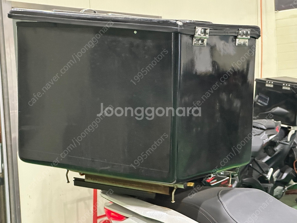 [판매] 혼다 PCX125 2021년식 ABS차량 화이트모델 적당한키로수 판매합니다.--8