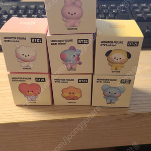 BT21 모니터 피규어 종류별루 다있어요 ><