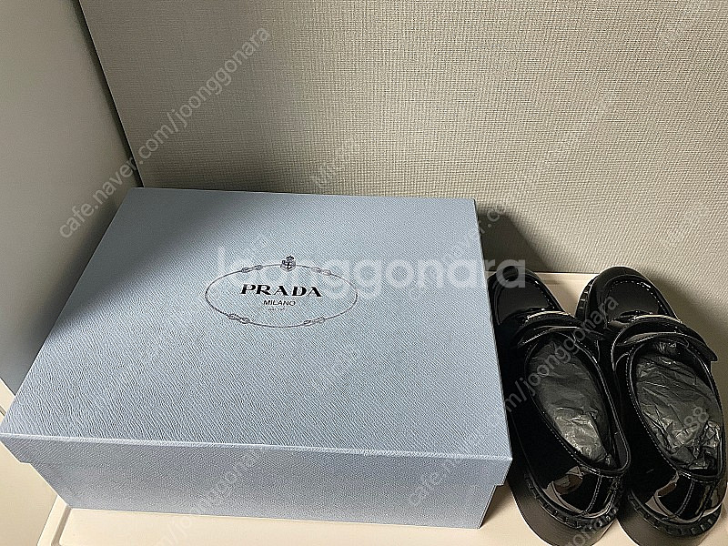 프라다 초콜릿 브러쉬드 로퍼--4