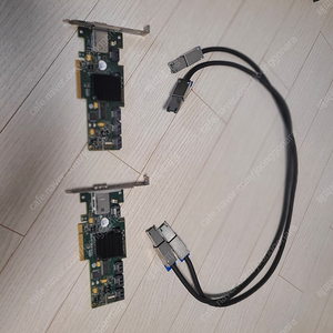 LSI SAS 9212-4i4e 스토리지 컨트롤러 , 케이블