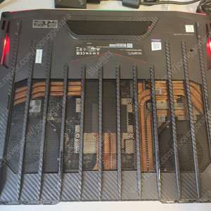 MSI GT76 DT Titan 10SGS 4K 팝니다. (SSD 1TB/ HDD 1TB / RTX2080 SUPER / Ram 128GB)