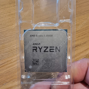 AMD 라이젠5 3500X 팝니다.