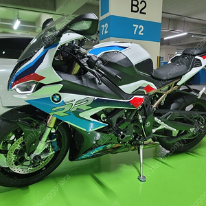 2022년 S1000RR M패키지(아크라X) 팝니다