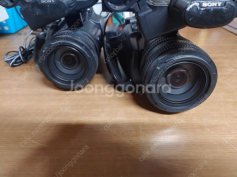 SONY 캠코더 HVR Z5N 카메라 2대--2