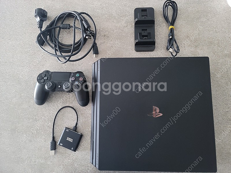창원 플스4 PS4 PRO (CUH-7017B) 판매합...--0