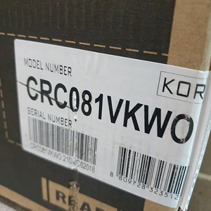 새제품 캐리어 8평 CRC081VKW 벽걸이 에어컨 49만원 판매합니다.