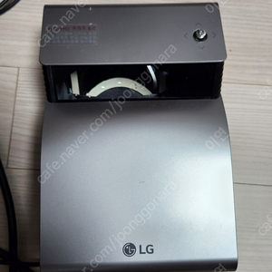 lg 빔프로젝트 ph450u 팝니다.