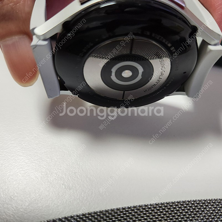 갤럭시워치4 실버 44mm 블루투스 + 스트랩5종 + 세리프tv충전기 풀박스--3