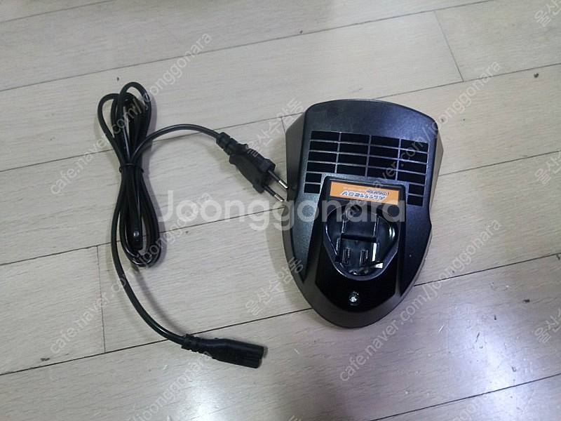 보쉬 호환 충전기 12V 2만--0