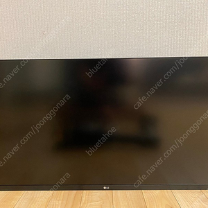 LG 32UN880 32인치 4K 모니터 신동품