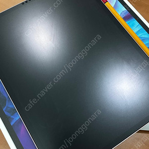 아이패드 프로 4세대 12.9 256GB Wifi + 정품케이스 + 펜슬 + 펜슬보호필름 팔아요!