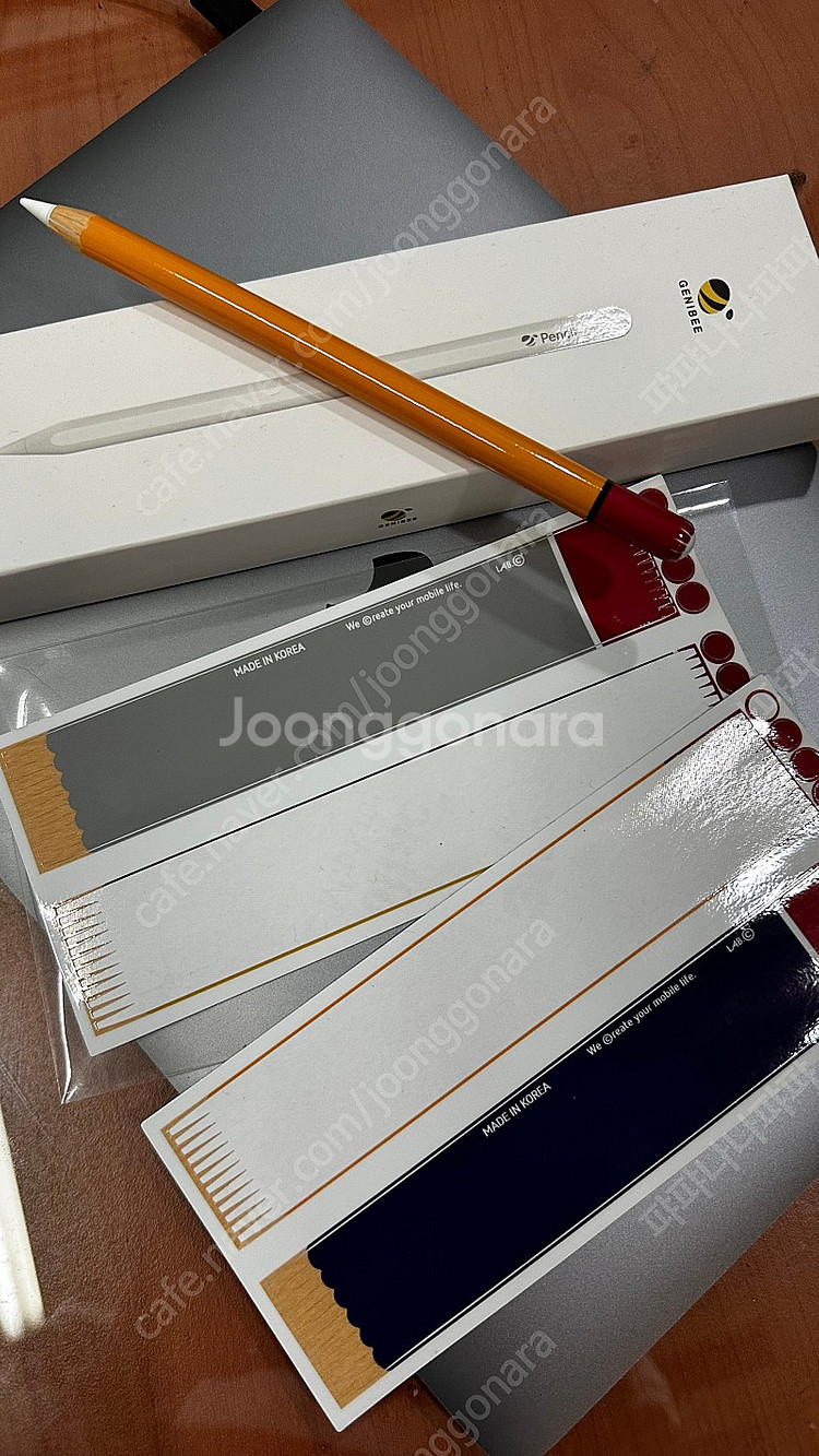 아이패드 프로 4세대 12.9 256GB Wifi + 정품케이스 + 펜슬 + 펜슬보호필름 팔아요!--4