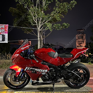 2018년 R1000R 스즈끼 FRP차량 판매합니다.