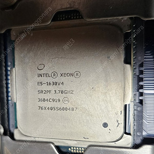 제온 CPU ,X99 메인보드 ,그래픽카드 , E-ATX 샤시