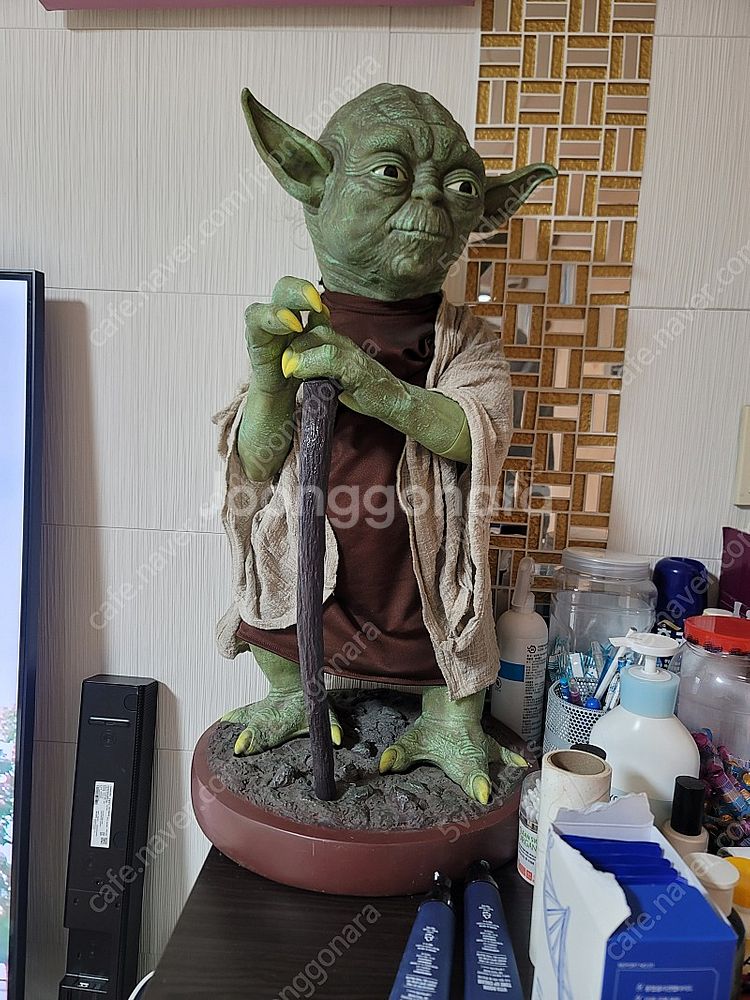 요다 피규어팝니다 실사이즈--1