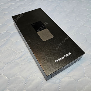 갤럭시 Z 플립5 자급제 미개봉 ( 512GB, 그라파이트 )