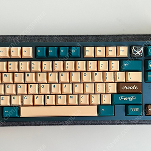 TGR Jane me v2 + GMK Earth tone +TTC거인의심장 일괄판매합니다