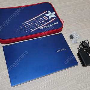 삼성 갤럭시북 플렉스 NT950QCT 판매합니다.(10세대 i5, 16GB, 15.6인치, 360도 회전 터치스크린)