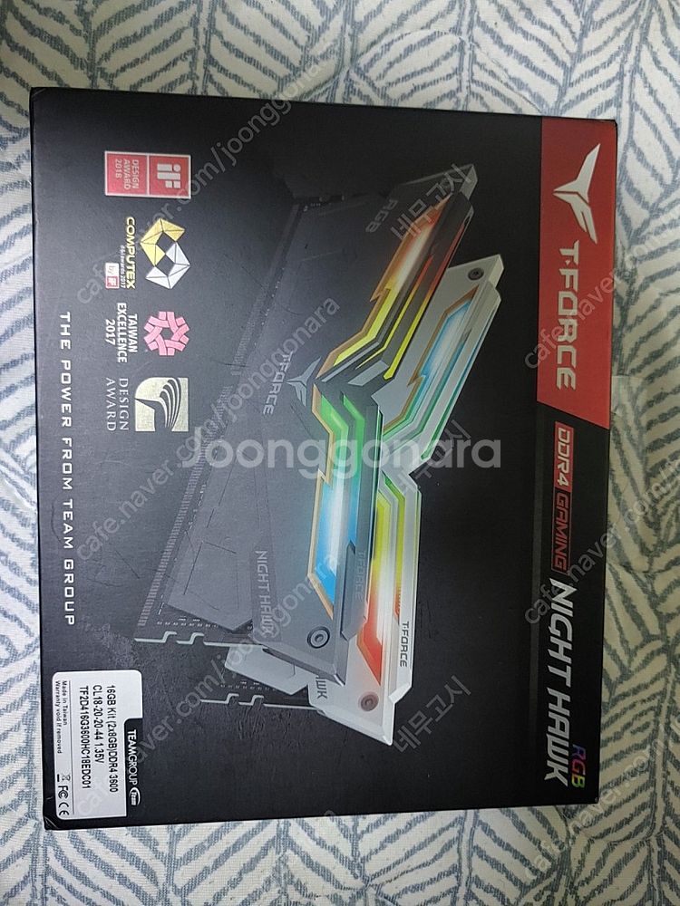 팀그룹 ddr4 3600 cl18 나이트호크 화이트--0