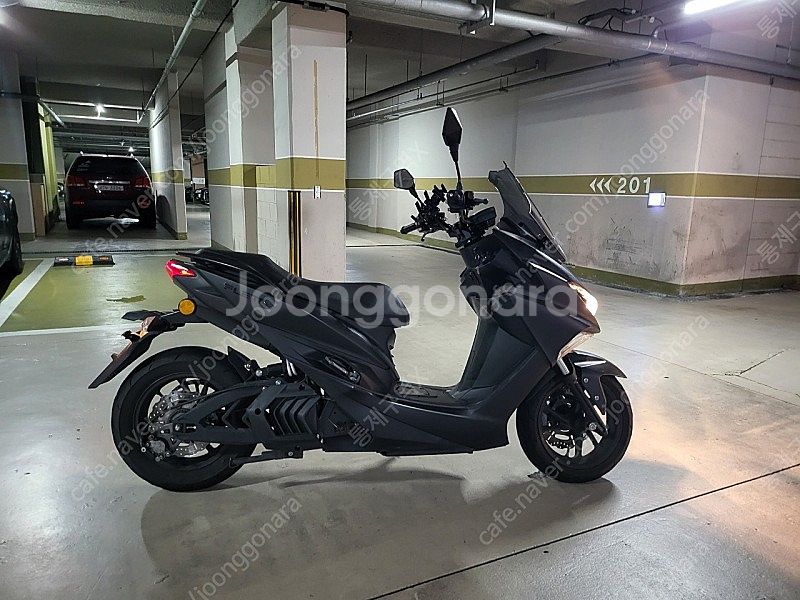 pcx 닮은 전기 스쿠터 플레타 125cc 5997km--5