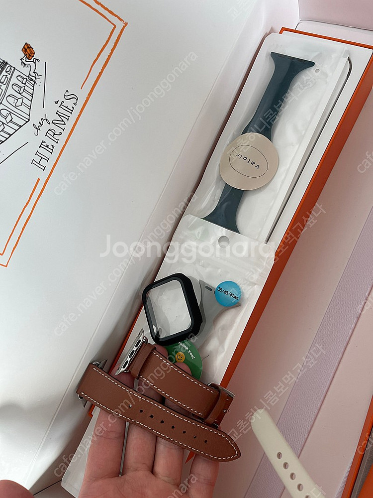 에르메스 애플워치6 거의새것 40mm 올블랙 판매합니다--1