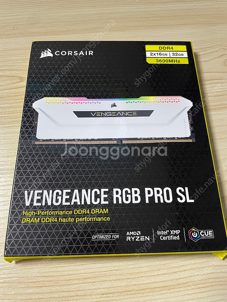 Corsair 벤전스 RGB 프로 SL 32GB (2x...--0