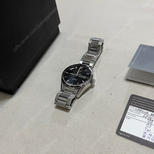 태그호이어 까레라 41 mm 검판 판매합니다.