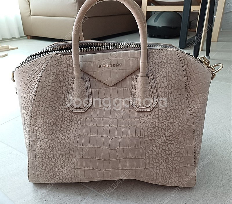 지방시 안티고나 미디움사이즈--3