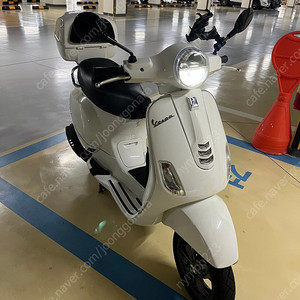 베스파 lx125 화이트 (최종가격)