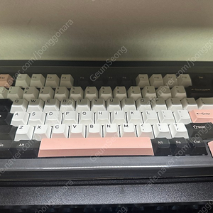 몬스긱 m1w 커스텀 키보드