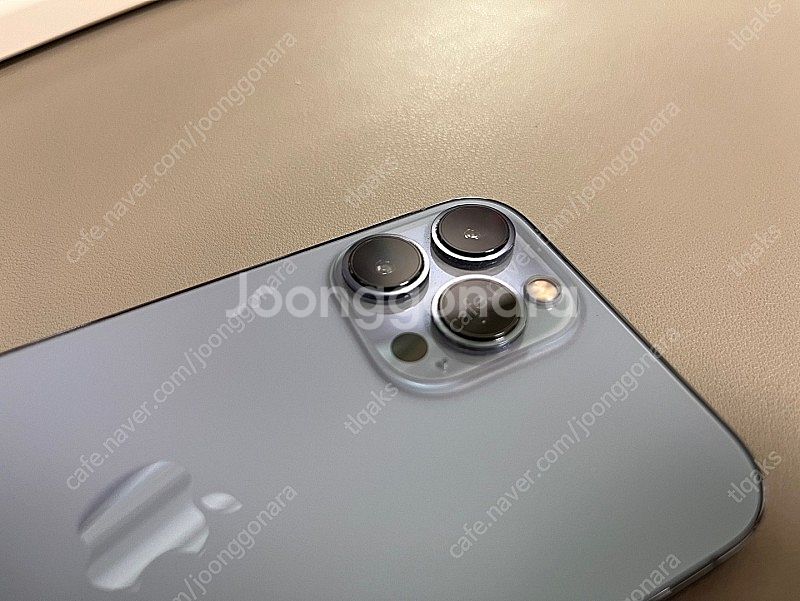아이폰13 pro max 시에라블루 128g 판매합니다--2