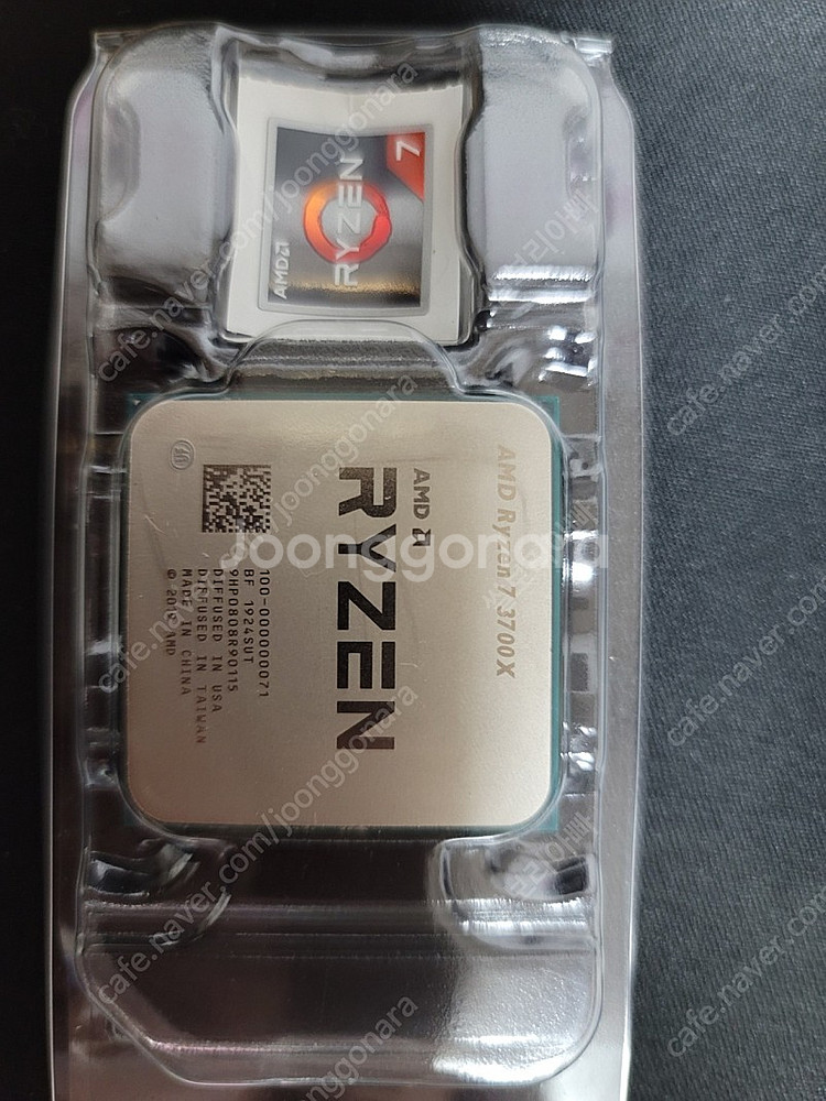 amd 라이젠7 3700x cpu 팝니다.--2