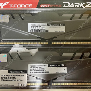 데스크탑 램 T-force DDR4 32G팝니다.