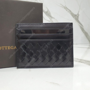 보테가베네타 BOTTEGA VENETA 인트레치아토 카드지갑 블랙