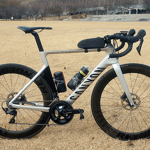 (최종가) 캐니언 에어로드 CF SL 7.0 DISC M Canyon Aeroad