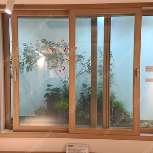 파격세일가 모델하우스 견본품 1군업체 창호 판매합니다.