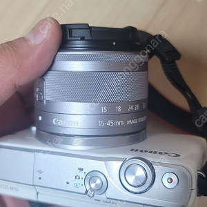 EOS M10 + 15-45mm 판매합니다