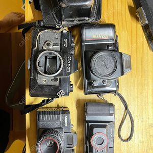 필름카메라 4개 + 필름1롤 일괄판매 (f-401, 캐논ft, kafin x600, vac)