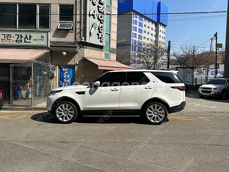 랜드로버 디스커버리5--1